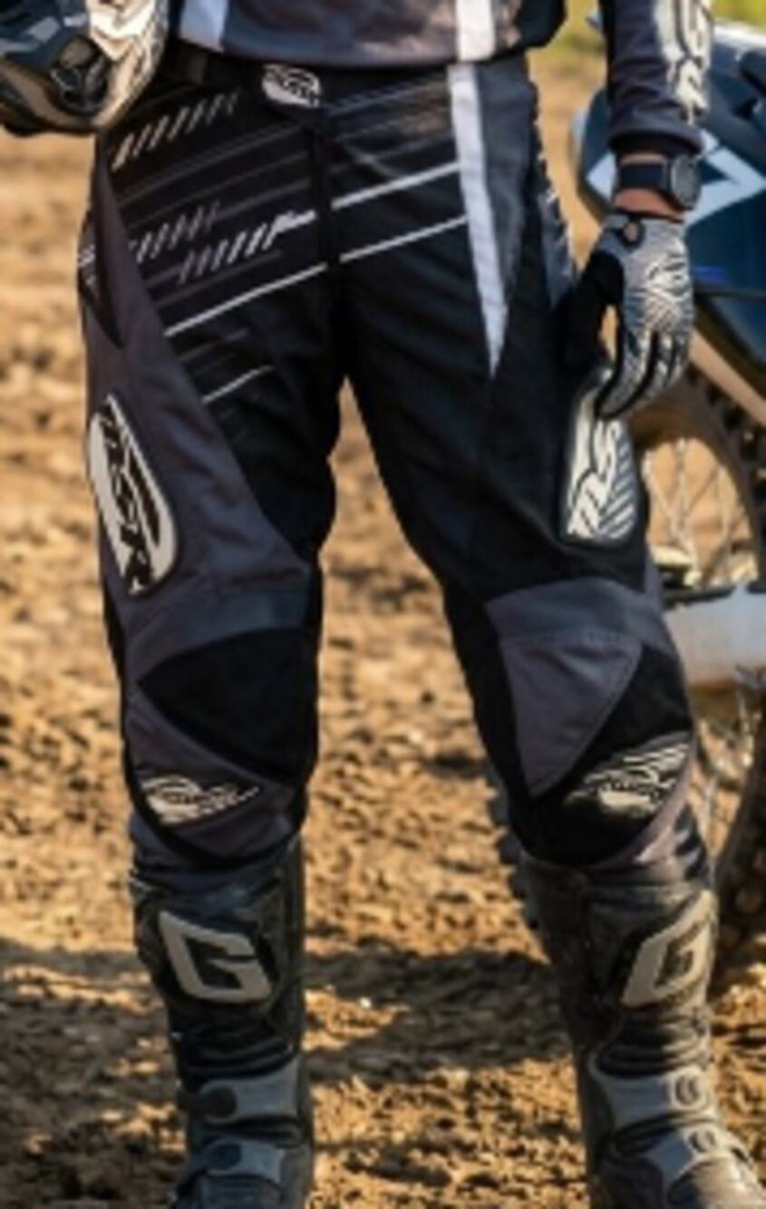 MSR Axxis Motocross Black and Gray Riding Pants sz 28